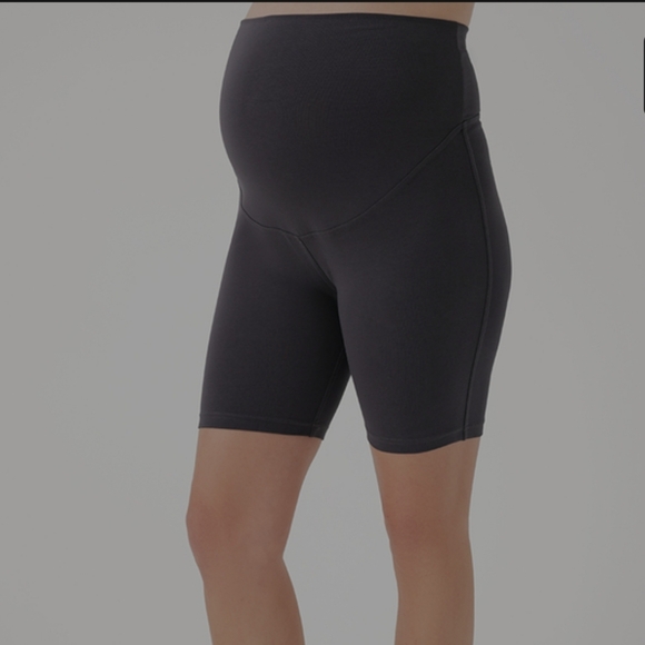 Pact Clothing Maternity Shorts - Picture 1 of 4